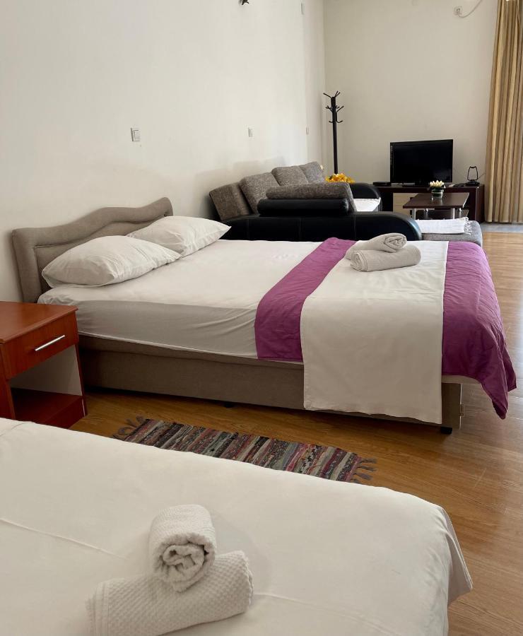 Apartments Milano Херцег Нови Екстериор снимка