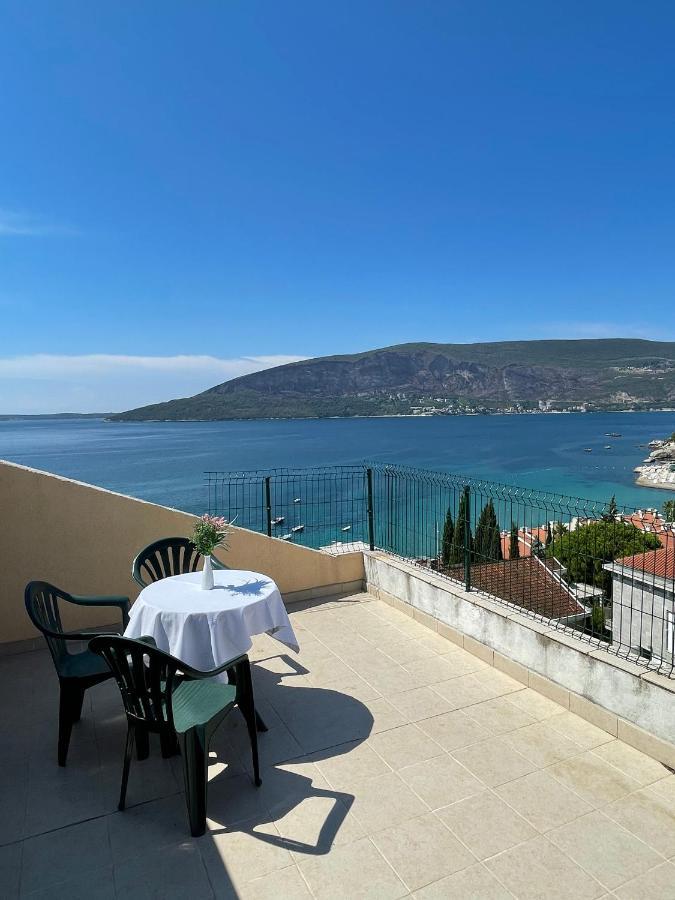 Apartments Milano Херцег Нови Екстериор снимка