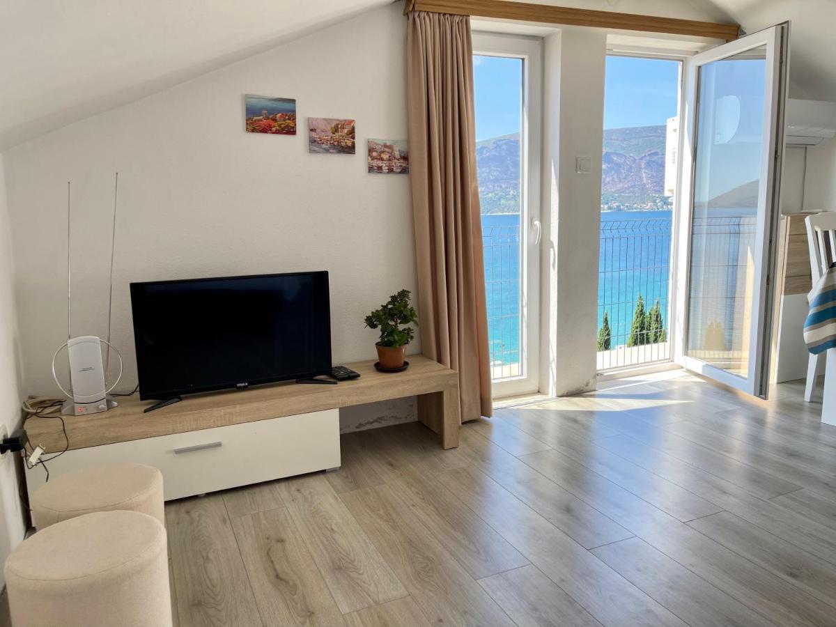 Apartments Milano Херцег Нови Екстериор снимка