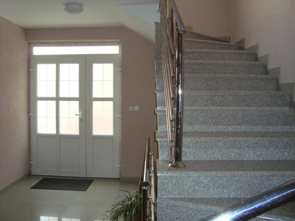 Apartments Milano Херцег Нови Екстериор снимка